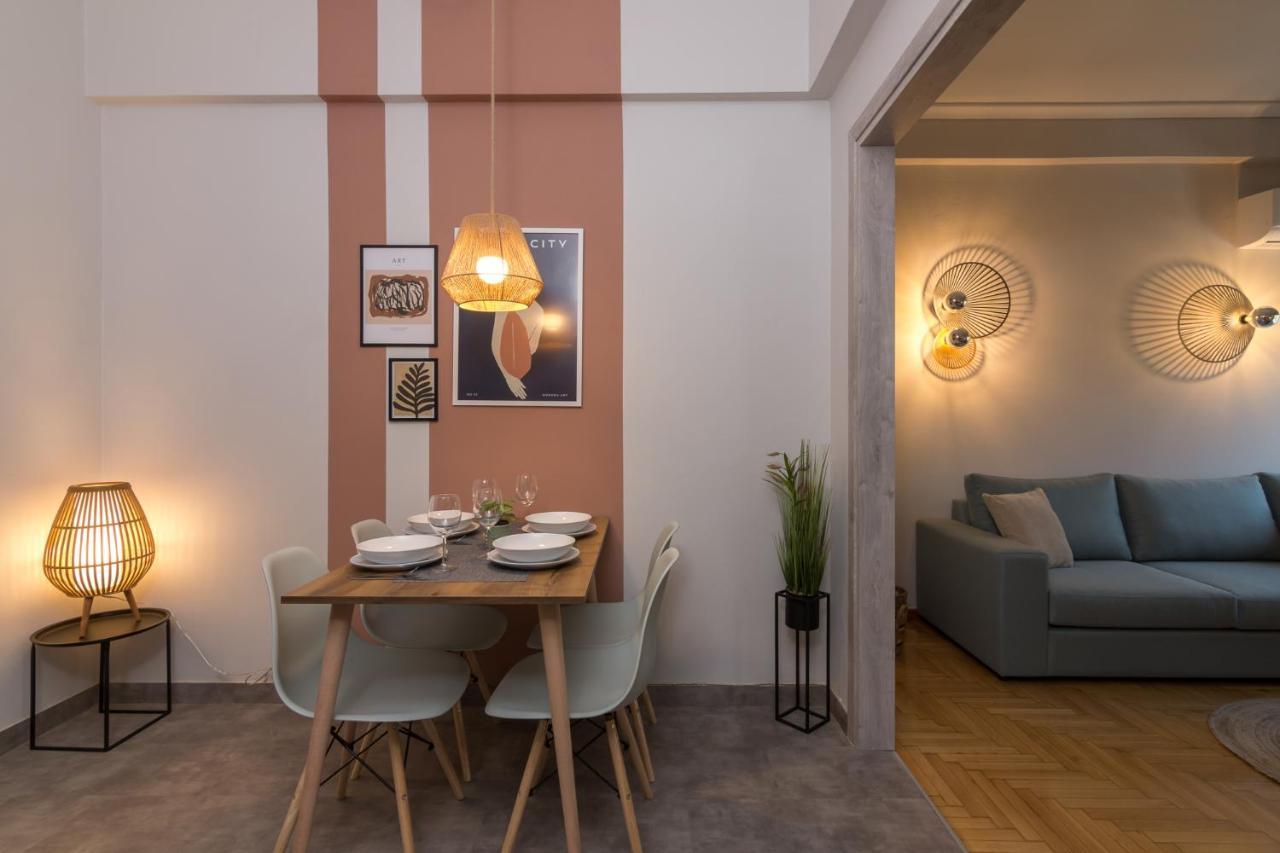 Spacious 2 Bedroom Apartment In Koukaki Athens Exterior photo