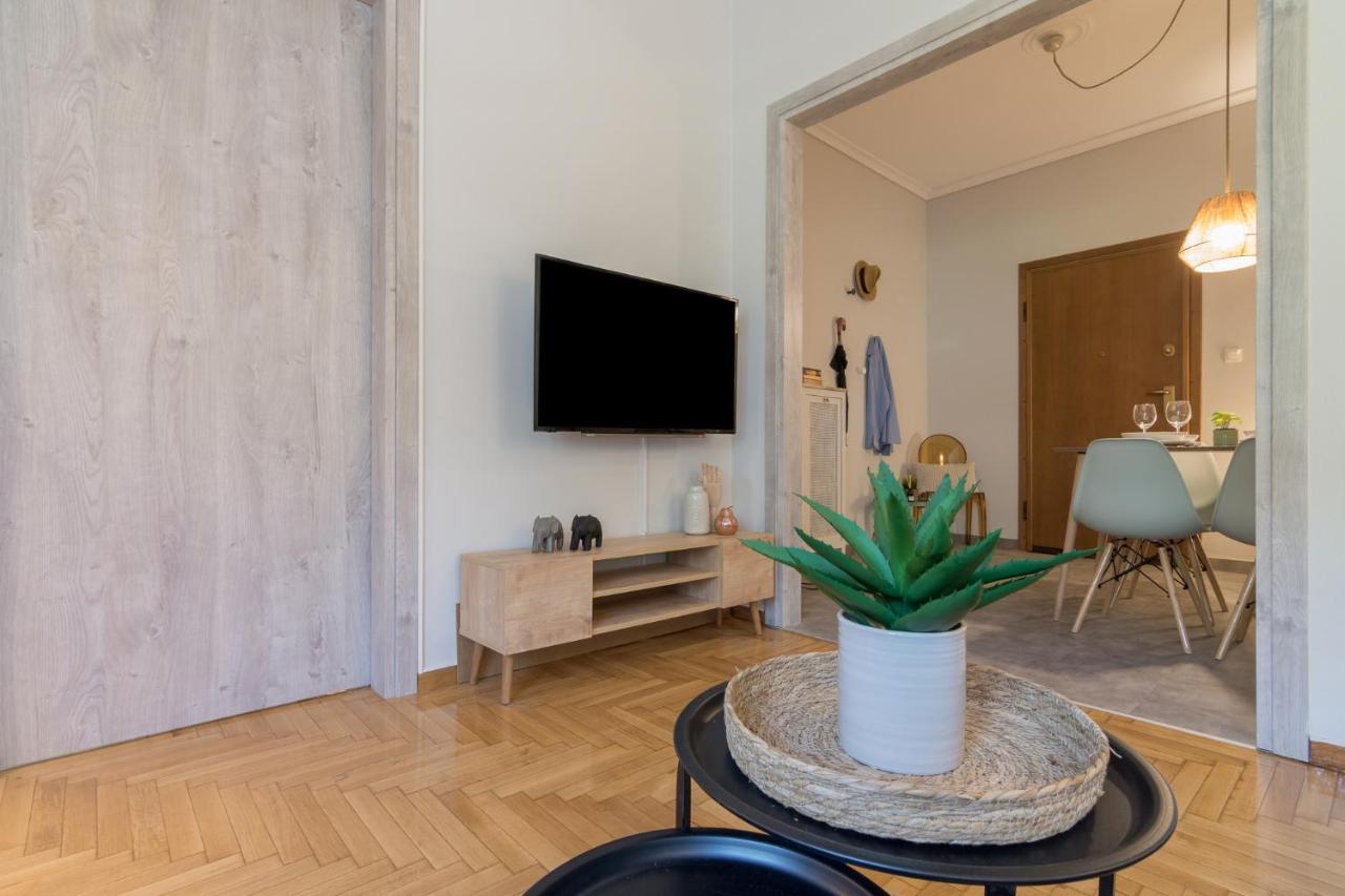 Spacious 2 Bedroom Apartment In Koukaki Athens Exterior photo